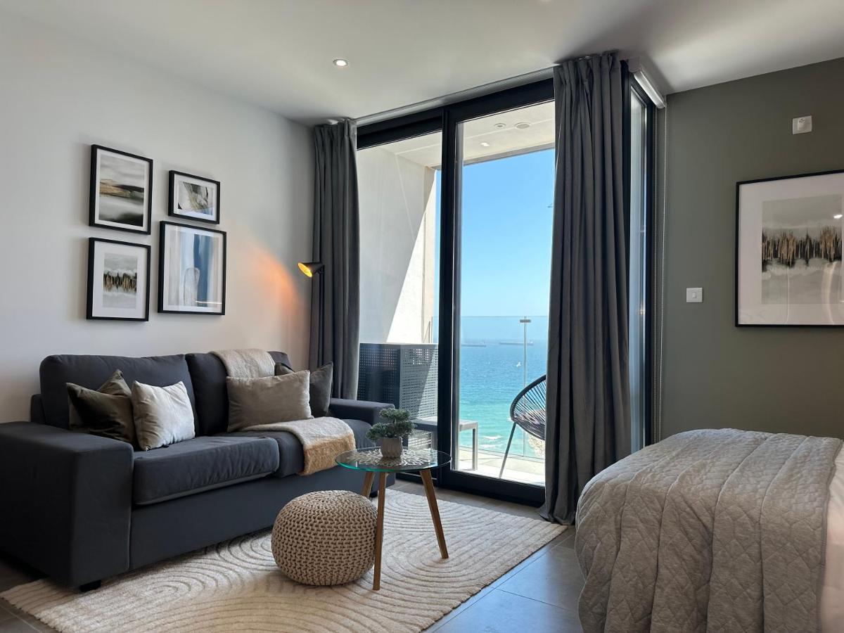 E1 Presidential Studios On High Floor With Stunning Sea Views 直布罗陀 外观 照片